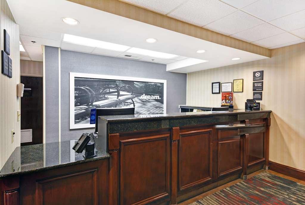 Hampton Inn Athens Exterior photo