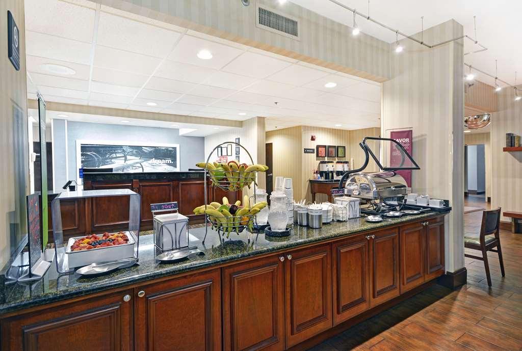 Hampton Inn Athens Restaurant photo