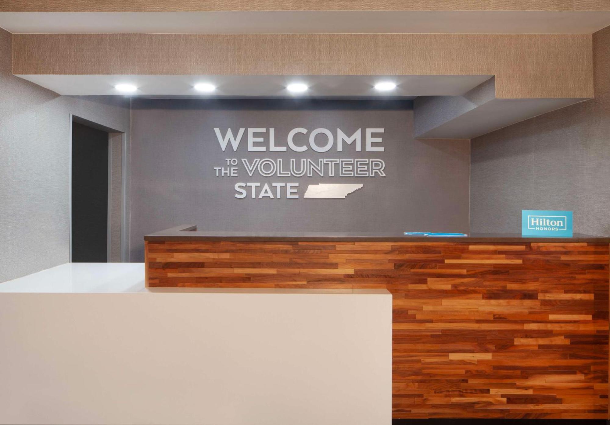 Hampton Inn Athens Exterior photo